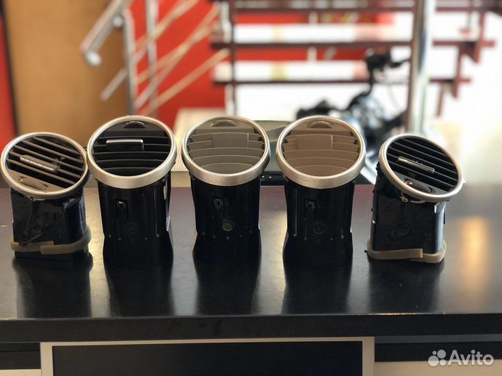 A1648302154 Дефлектор обдува салона Mercedes GL X1