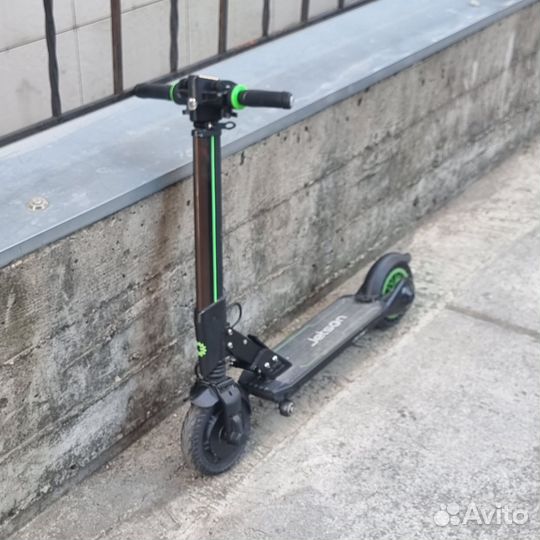 Электросамокат Jetson
