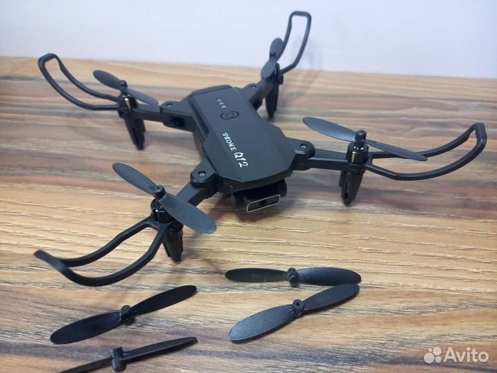 Квадрокоптер с камерой