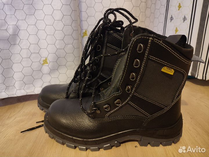 Ботинки высокие рабочие зимние