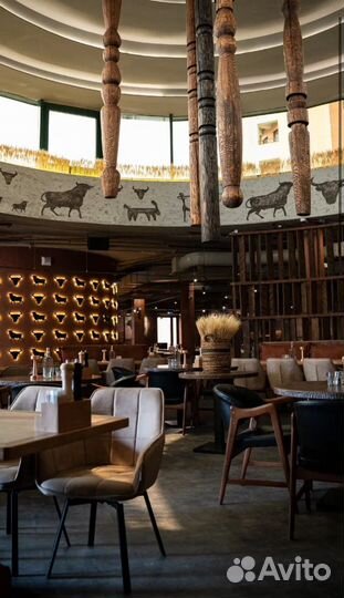 Работа официантом в The Бык