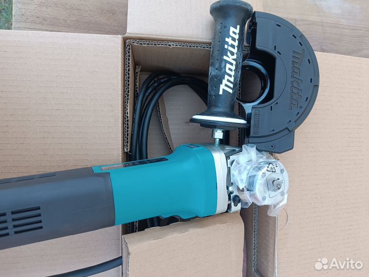 Ушм болгарка makita 125