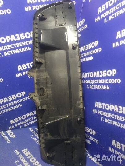 Обшивка крышки багажника Volkswagen Jetta 6 седан