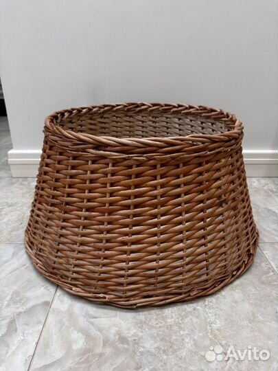 Корзина юбка под елку из натуральной лозы