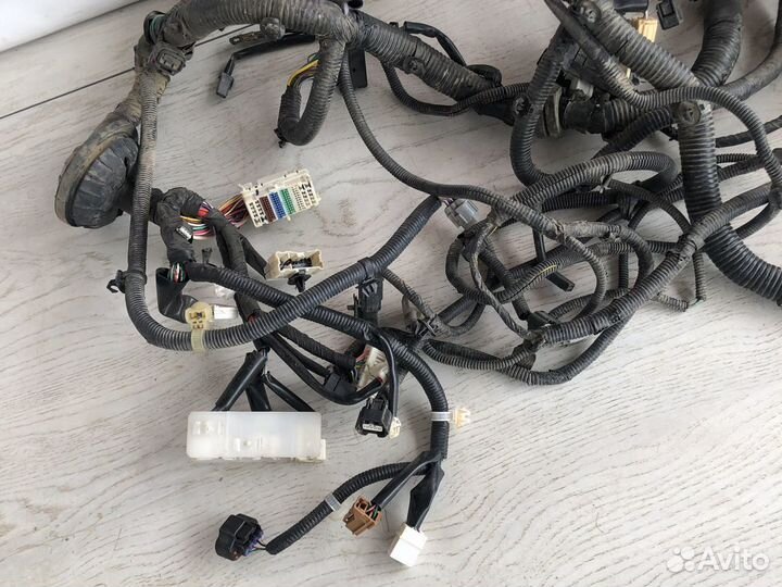 Infiniti Q70 Проводка моторного отсека