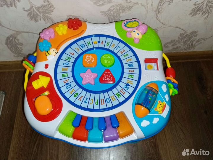 Развивающий столик