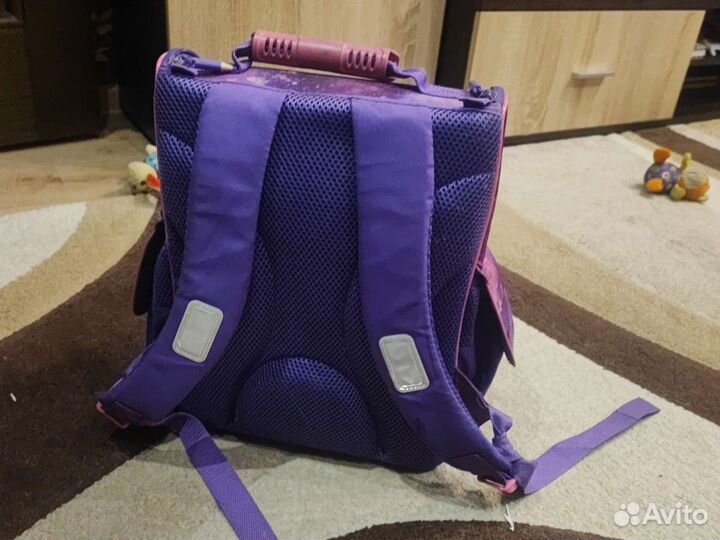 Рюкзак школьный