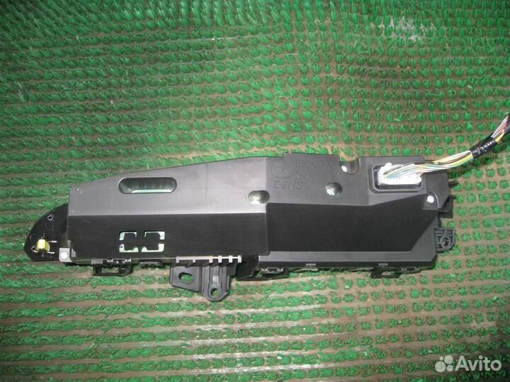 Дисплей информационный Mazda 3 (BL) 2010