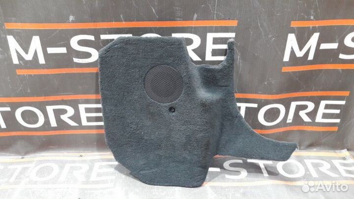 Обшивка салона передняя правая Mercedes-Benz