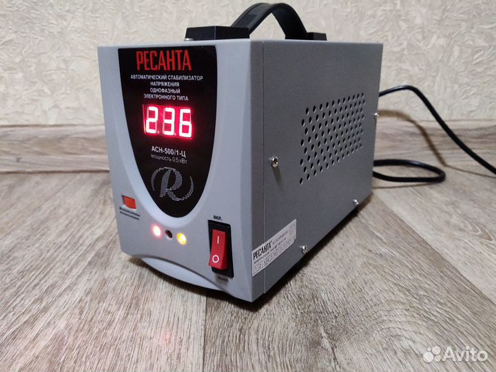 Стабилизатор напряжения Ресанта асн-500/1-Ц, 0,5кВ