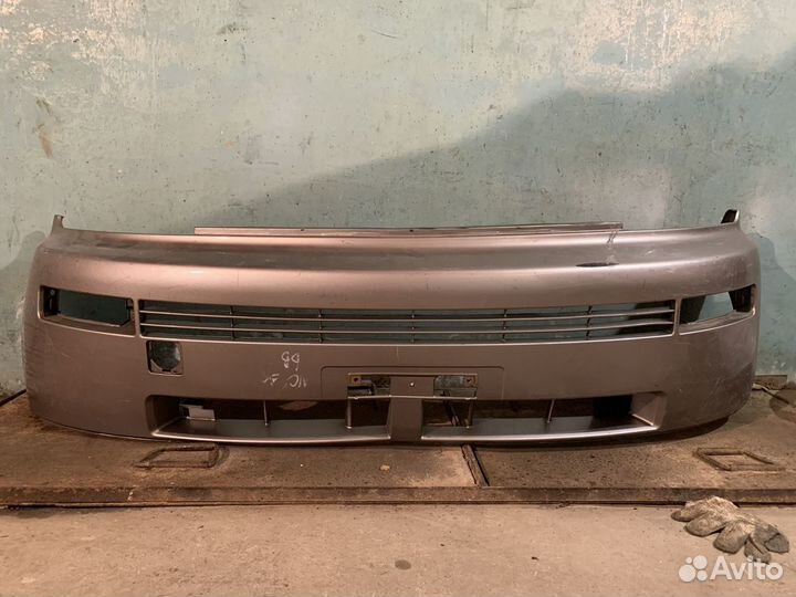 Бампер передий Toyota BB