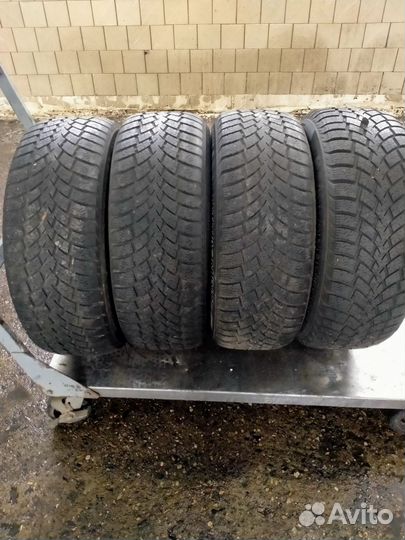 Nokian Tyres Hakkapeliitta NRW 235/60 R16 H