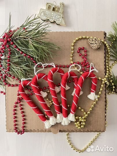 Елочные игрушки