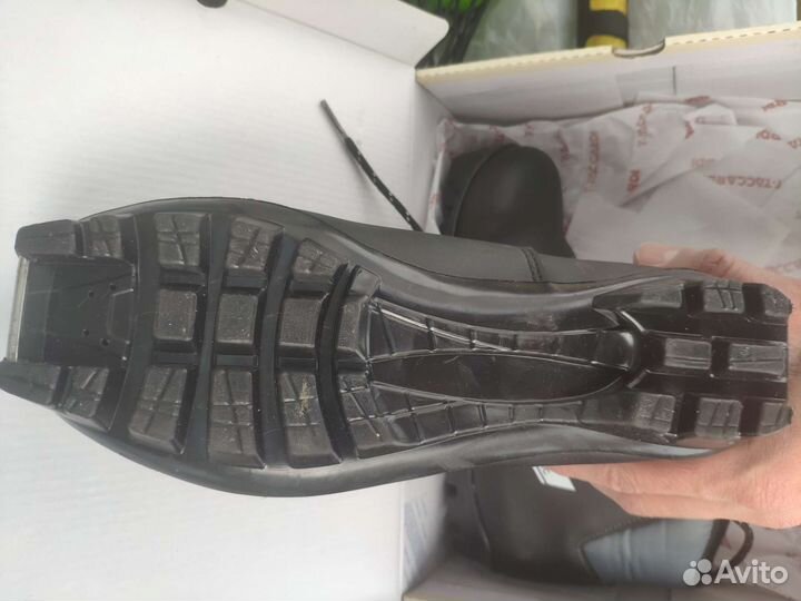 Лыжные ботинки 39 размер