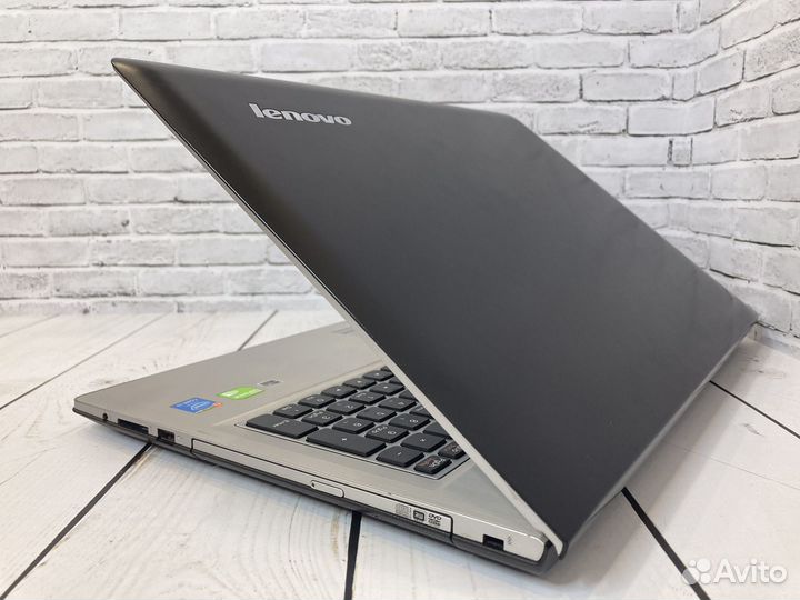 Игровой ноутбук Lenovo i3/FullHD/1000gb/гарантия