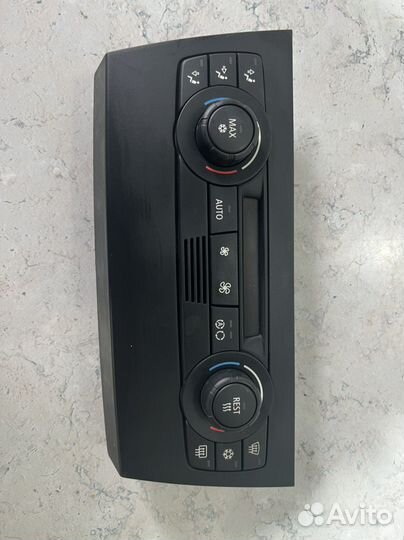 Блок управления климатом контроля бмв Е90