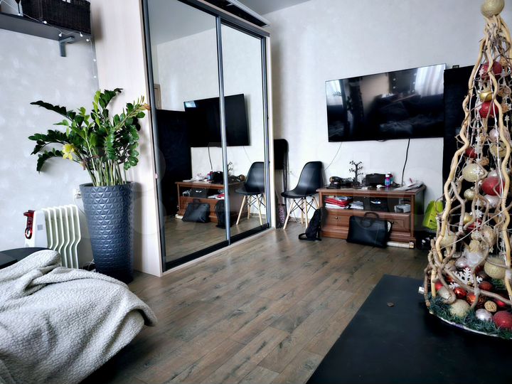 2-к. квартира, 52 м², 1/5 эт.
