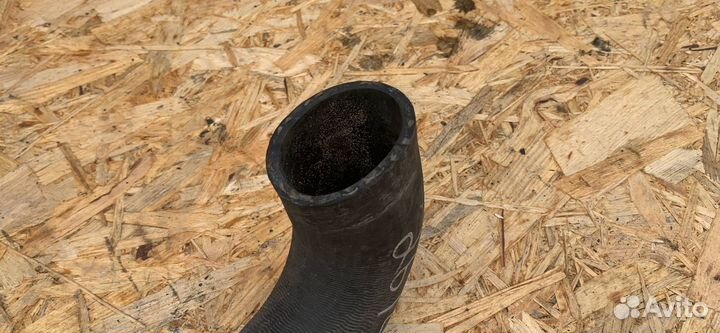 Патрубок (трубопровод, шланг) Land Rover 4