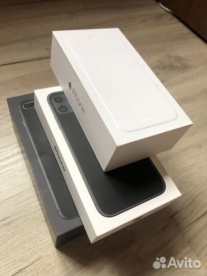 Коробка iPhone