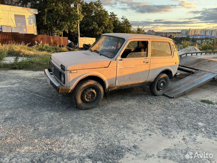 LADA 4x4 (Нива), 1985