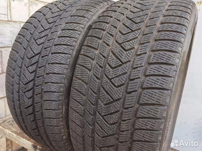 Pirelli Scorpion Winter RFT 275/40 R20 106V