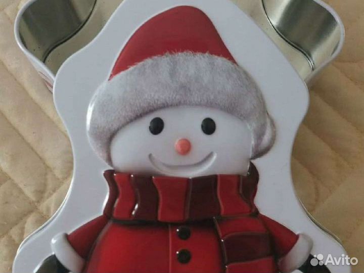 Жестяная коробка