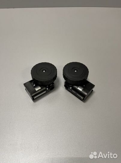 Колесо для робота пылесоса Redmond RV-R350