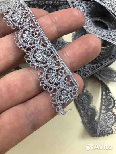 Тесьма кружево шитье