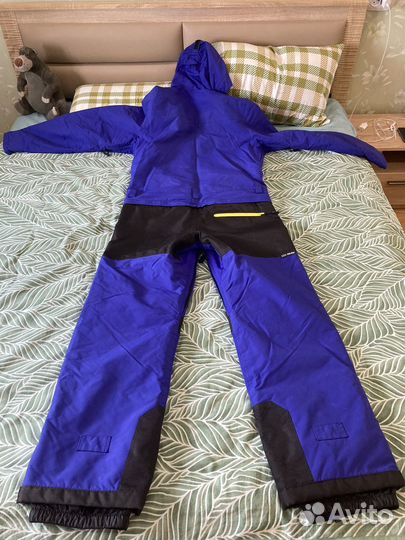 Комбинезон горнолыжный (сноубордический)