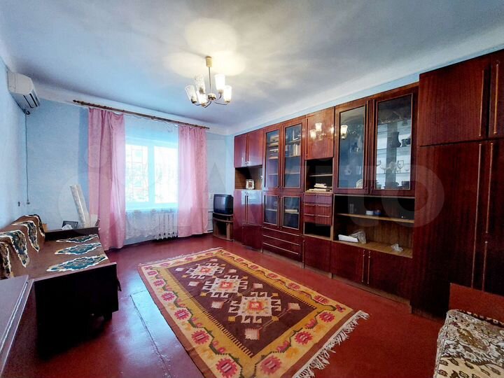 2-к. квартира, 46 м², 1/4 эт.