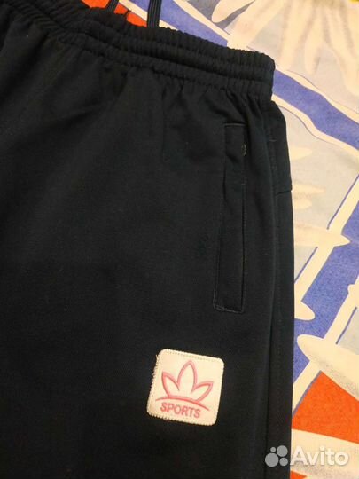 Спортивный костюм женский