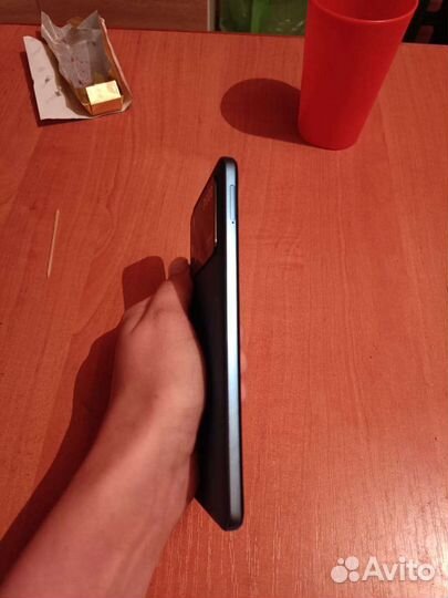 Телефон Poco m4 pro