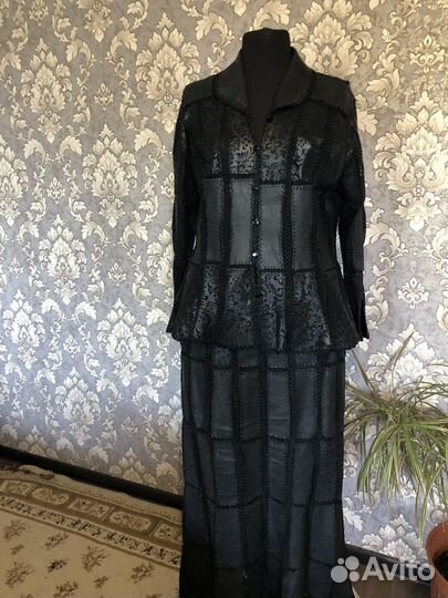 Костюм женский