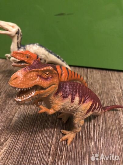 Набор динозавров (детские игрушки)