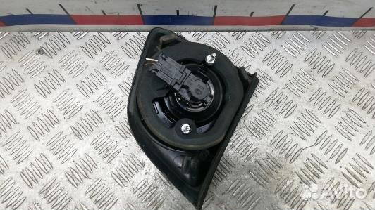 Фонарь правый 3-5 двери volkswagen golf plus (2SK03NU01)