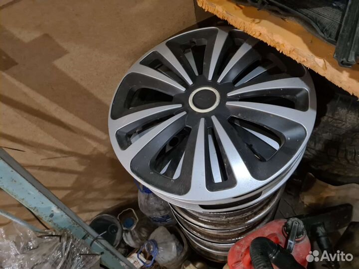Колпаки r16