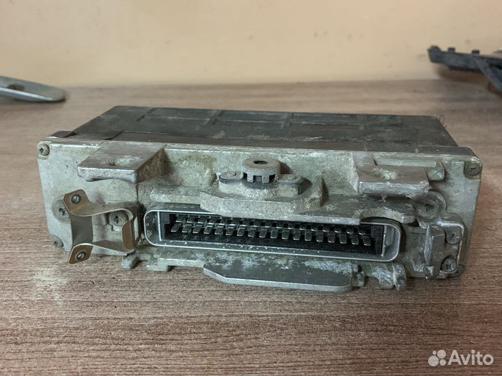 Блок управления ABS W124