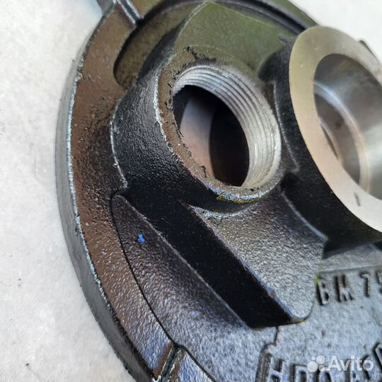 Лобовина передняя вакуумного насоса нум-75