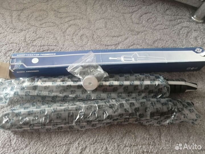 Стойки амортизатора