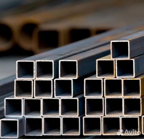 Профильная труба 150х150х8