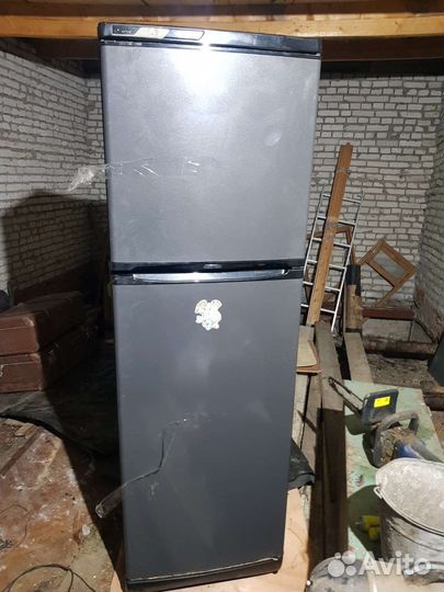 Холодильник бу стинол