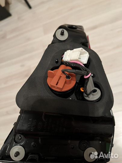 Задний левый внутренний фонарь Kia rio 4