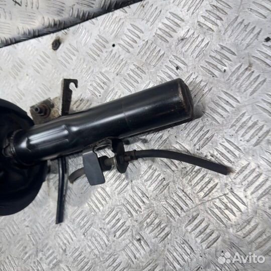 Амортизатор подвески передний правый Ford Focus BM