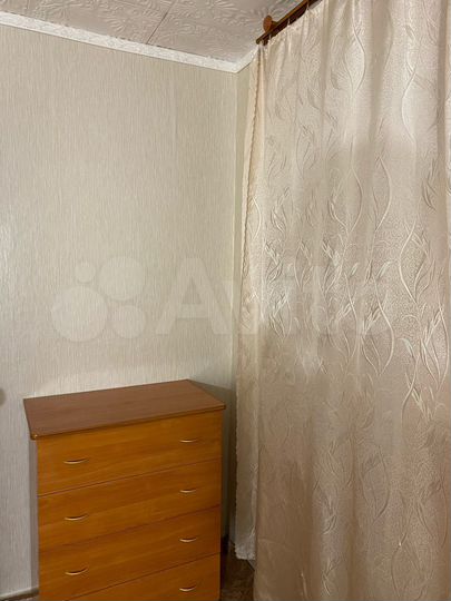 Комната 12 м² в 4-к., 1/5 эт.