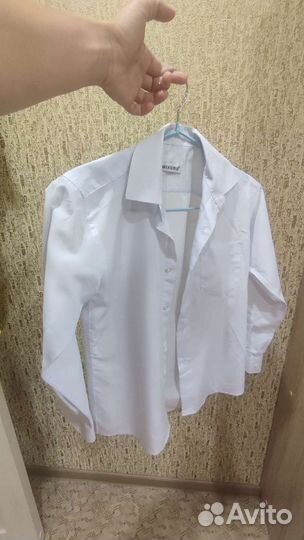 Рубашки школьные на мальчика 128,134,140