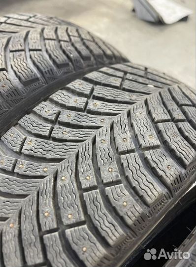 Michelin X-Ice North 4 225/45 R18 98T