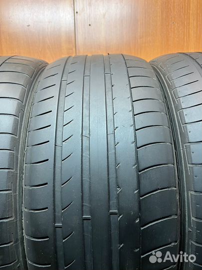 Dunlop SP Sport Maxx 265/45 R20