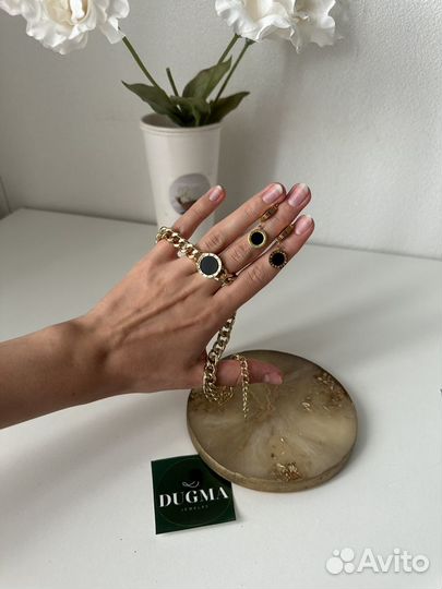 Серьги и чокер Bvlgari