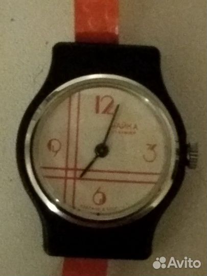 Часы механические 