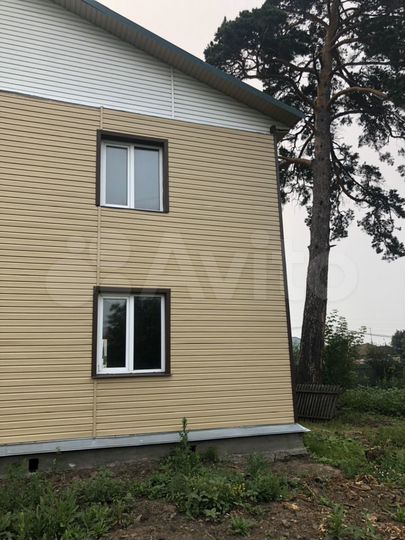 Дом 200 м² на участке 6 сот.